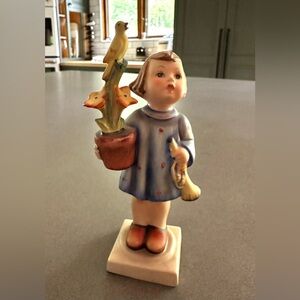 Hummel Congratulations No Socks 17/0 Full Canary‎ Trumpet 6”